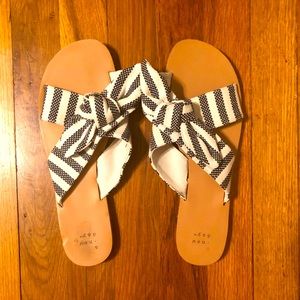 Like New A New Day Bow Slip On Sandals